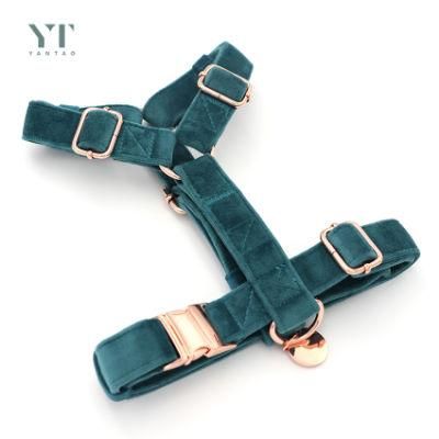 New Arrival Luxury Velvet Pet Harness Set with Matching Collar Leash Reversible Dog Harness Vest