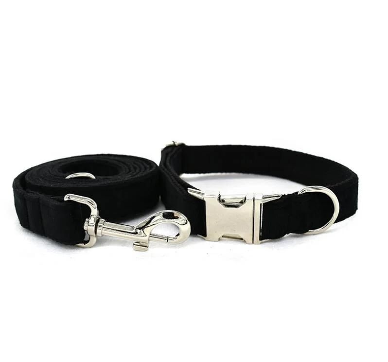Classic Velvet Dog Collar with MOQ50PCS in Mixed Colors and Pattern Design