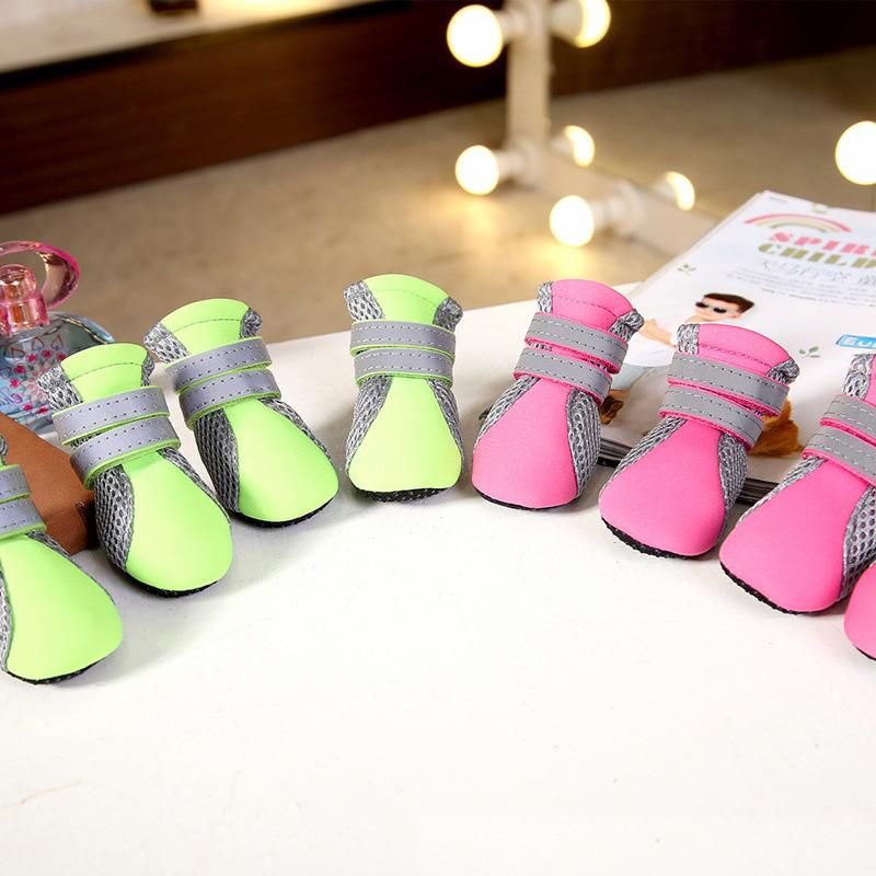 Small Dog Shoes Waterproof Protective Dog Boots Set of 4, Dog Puppy Booties Paw Protector with Non-Slip Sole & Reflective Straps Pet Outdoor Warm Shoes