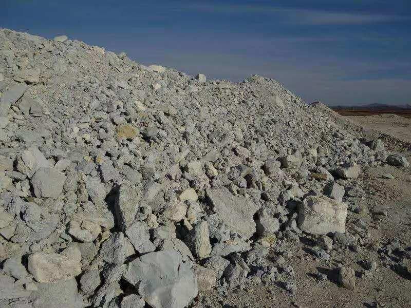 High Quality Bentonite Cat Litter by Buckets with Hard Clumping, Super Absorption and Order Control and Low Dust
